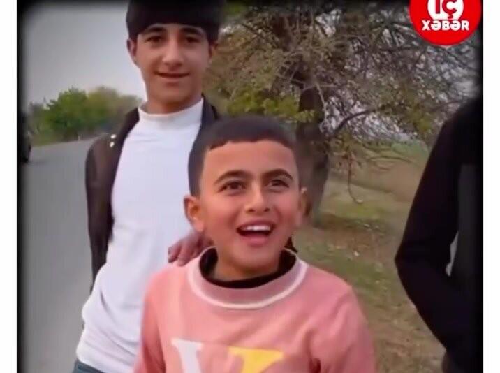 Azərbaycanlı uşaqlar T&uuml;rkiyədə bu VİDEOdan sonra məşhur oldular