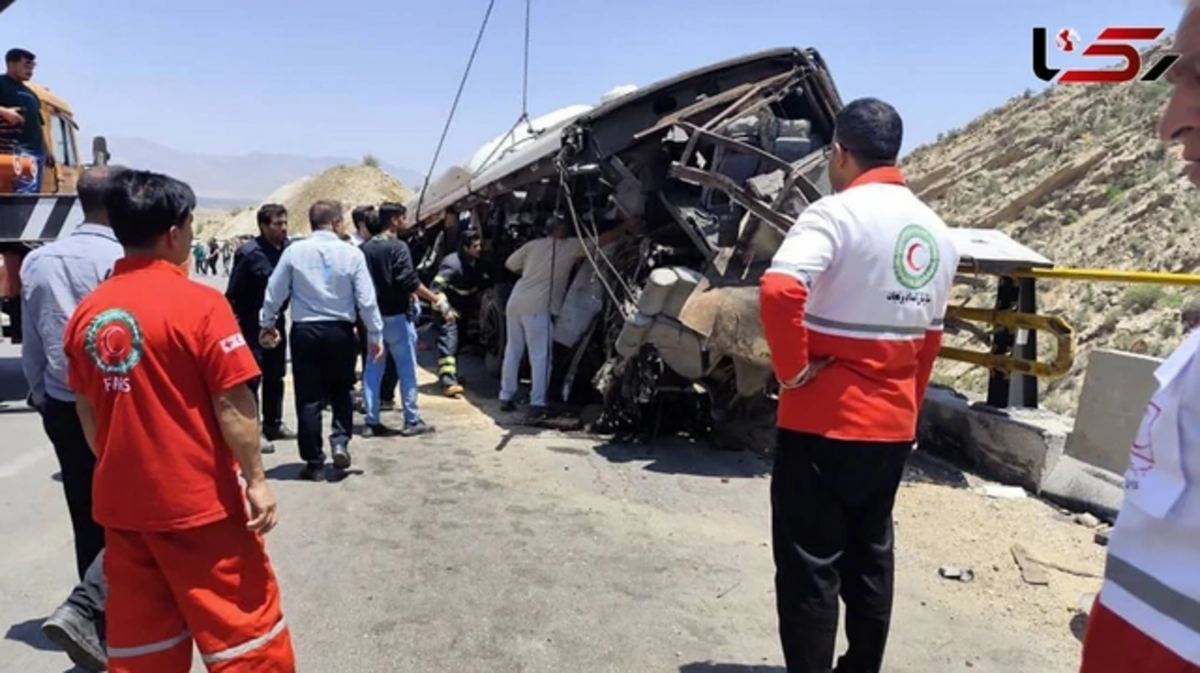 İranda dəhşətli avtobus qəzası 