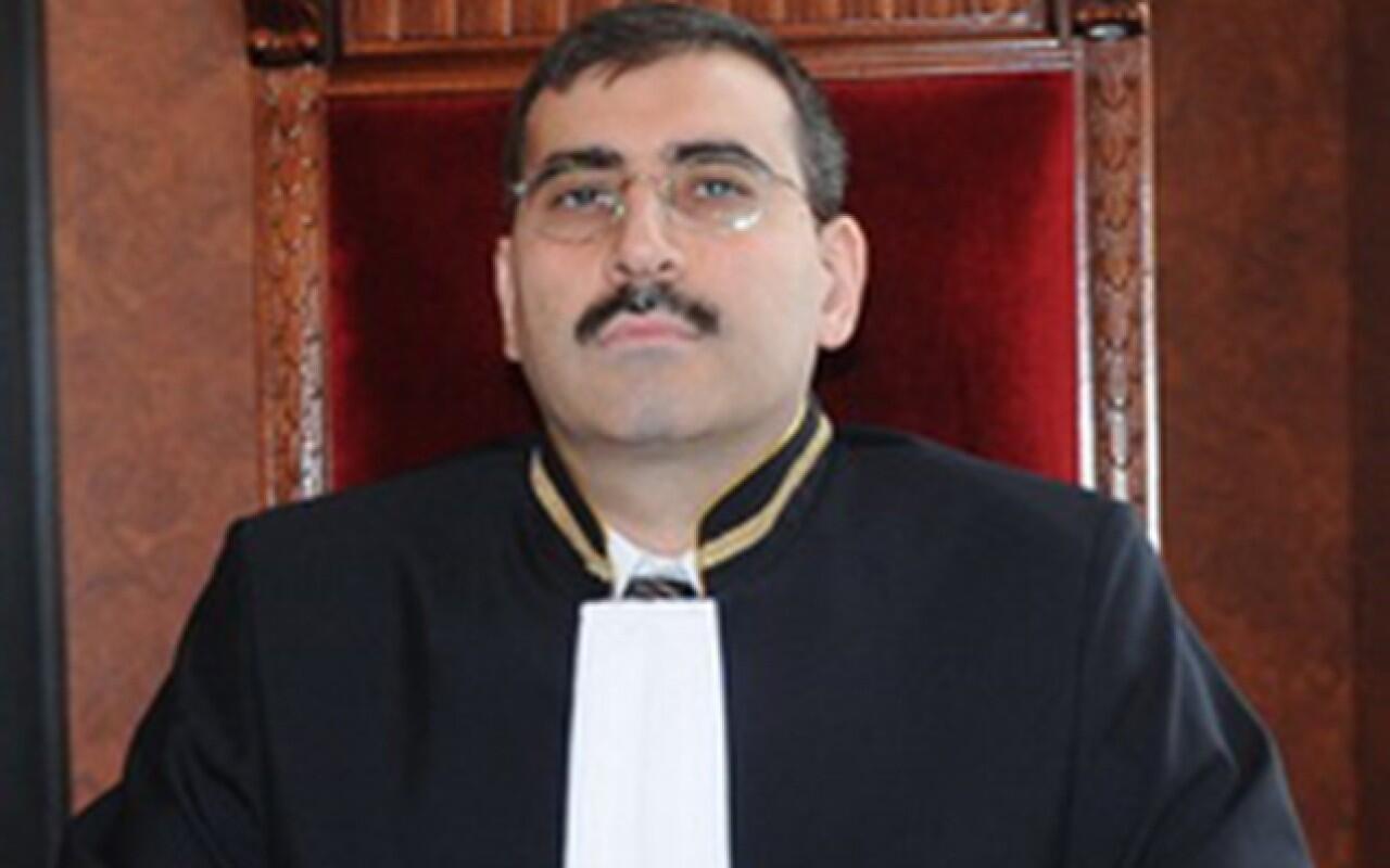 Prezidentin rektor təyin etdiyi R&ouml;vşən İsmayılov KİMDİR?  DOSYE