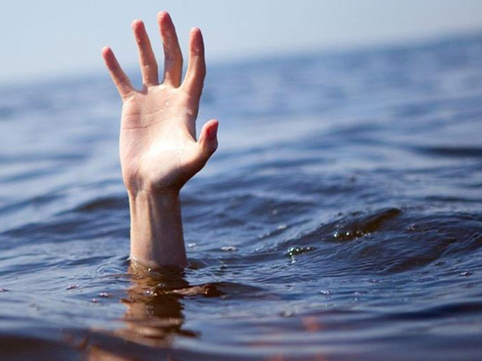 K&uuml;r &ccedil;ayında 1 nəfər boğuldu