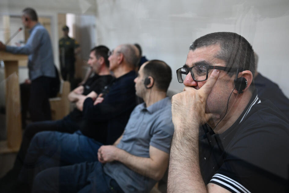 Ermənistan silahlı q&uuml;vvələrinin Azərbaycanın m&uuml;lki infrastrukturuna ziyan vurması ilə bağlı sənədlər məhkəmədə tədqiq olunub 