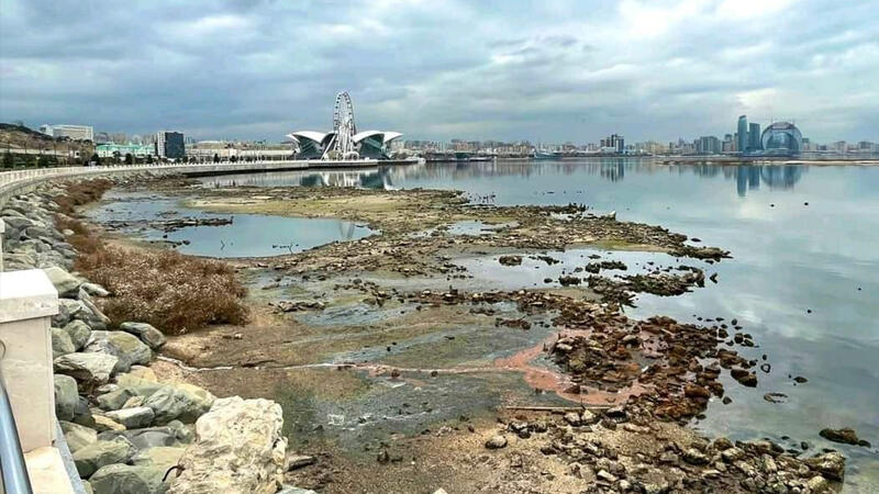 Xəzər dənizi geri &ccedil;əkilir