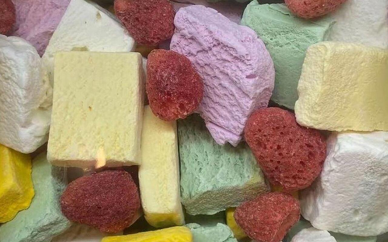 Quru dondurmanın zərərləri  Alarkən diqqətli olun  A&Ccedil;IQLAMA