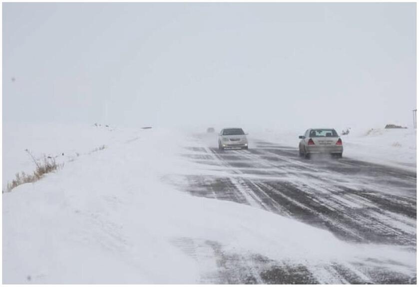 Ermənistanİran avtomobil yolu bağlandı