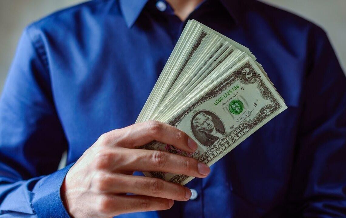 İsve&ccedil;rəliləri qısa m&uuml;ddətdə varlı edən 5 vərdiş