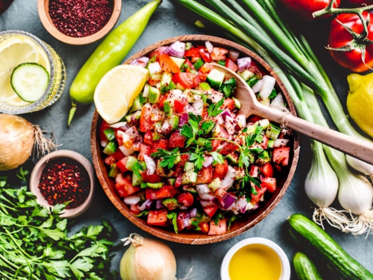 Çoban salatına bu məhsulu qatmayın  Yayda təhlükəlidir