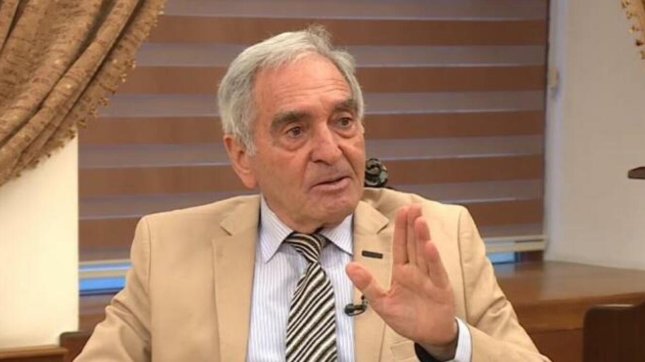 Xalq artisti heç nə demədən verilişdən "yoxa çıxdı"