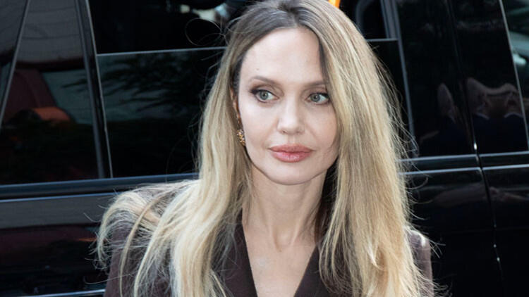 Ancelina Colinin səhhəti pisləşdi 