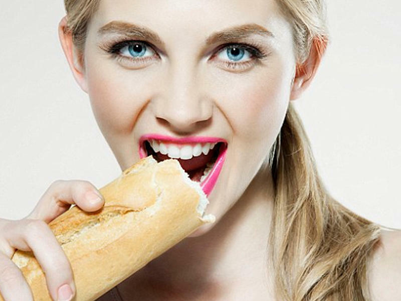 "G&uuml;ndəlik &ccedil;&ouml;rək miqdarı insanın yaşı və həyat tərzinə uyğun olmalıdır"  A&Ccedil;IQLAMA