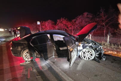 T&uuml;rkiyəli deputat ailəsi ilə birgə ağır qəzaya d&uuml;şd&uuml; 