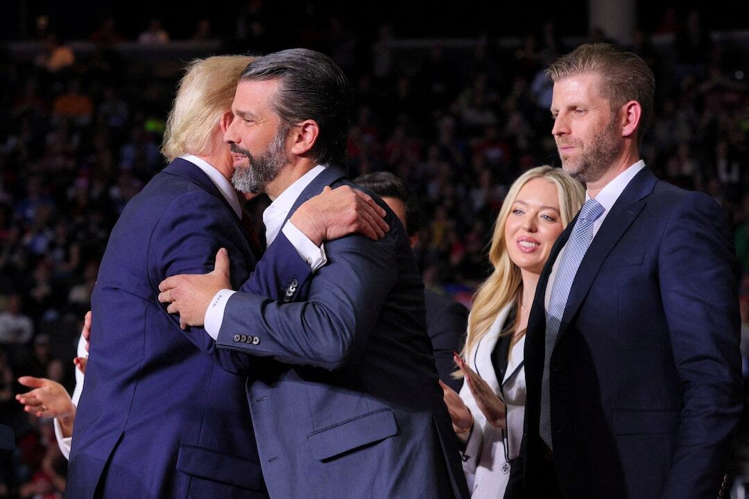 Trampın oğlu Ərdoğanla g&ouml;r&uuml;şd&uuml;  Nə danışdılar?