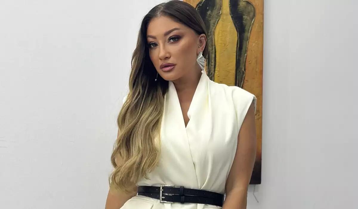 &ldquo;3 nəfərin &uuml;z&uuml;n&uuml; g&ouml;rmək istəmirəm&rdquo;