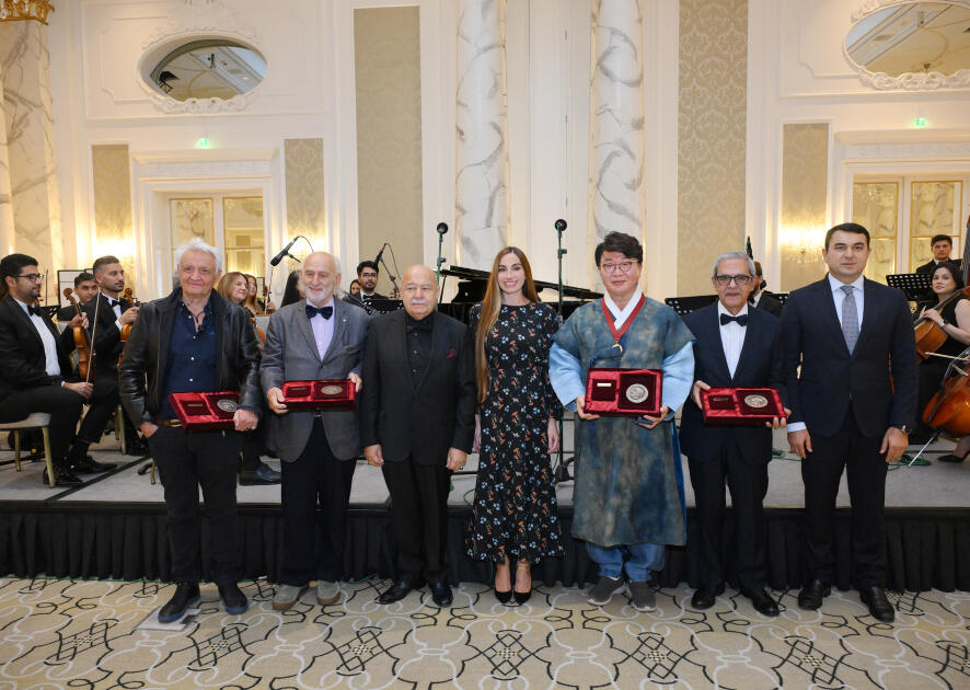 Arzu Əliyeva VII Bakı Beynəlxalq Memarlıq M&uuml;sabiqəsinin yekunlarına həsr edilmiş mərasimdə iştirak edib 