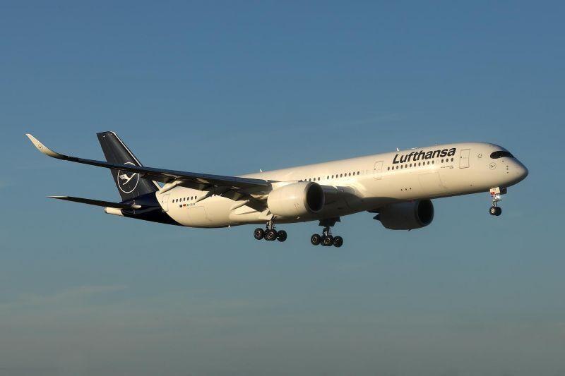 İran &uuml;zərindən u&ccedil;uşlar dayandırılır &ndash; Təhl&uuml;kə elan edildi