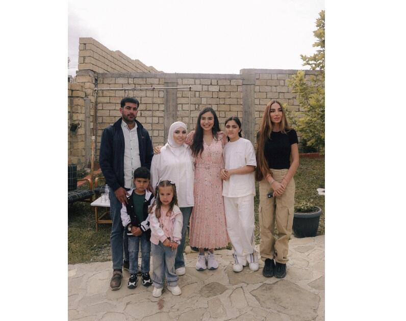 Leyla Əliyeva və Arzu Əliyeva Xızıda “Gənc arıçı” layihəsinin iştirakçısı ilə görüşüb  FOTO