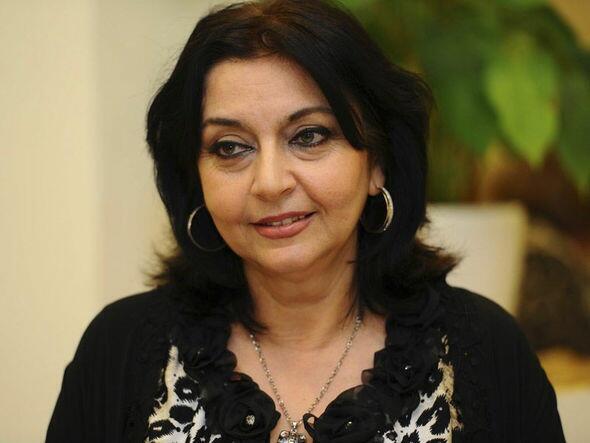 Həmidə &Ouml;mərova ilk dəfə nəvəsini paylaşdı 