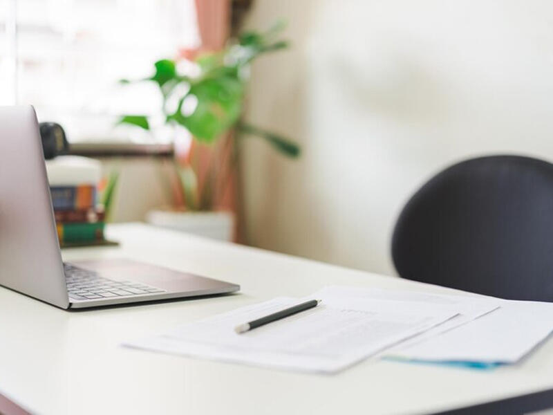 İki şəhərdə icra baş&ccedil;ılarının m&uuml;avinlərinin sayı azaldıldı