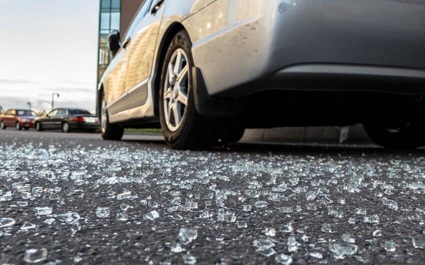 Sevgilisinin maşınını sürdü, Özbəkistan vətəndaşının üstündən keçdi  TƏFƏRRÜAT