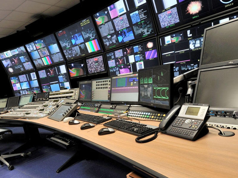 İstanbulda televiziya binasına