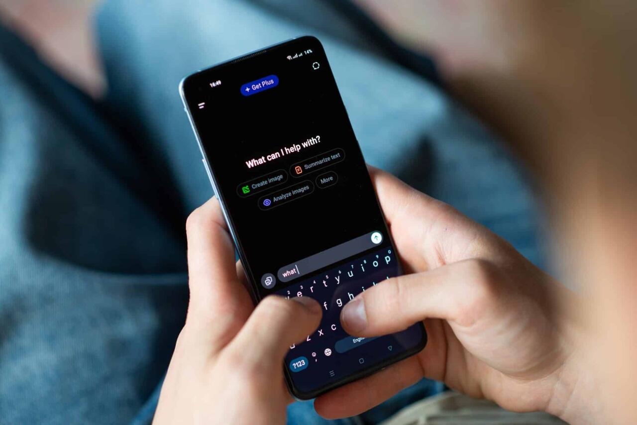 Siyasət&ccedil;ilərə s&uuml;ni intellekt qadağası QOYULDU