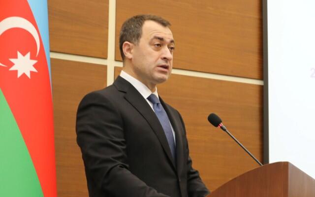 İcra baş&ccedil;ısına itki  FOTO