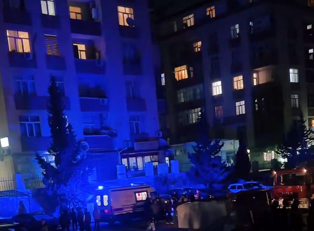 Binəqədi Gənclər Şəhərciyində yanğın oldu