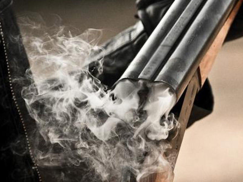 Azərbaycanda 9cu sinif şagirdi &ouml;z&uuml;n&uuml; g&uuml;llələyərək &Ouml;LD&Uuml;RD&Uuml;