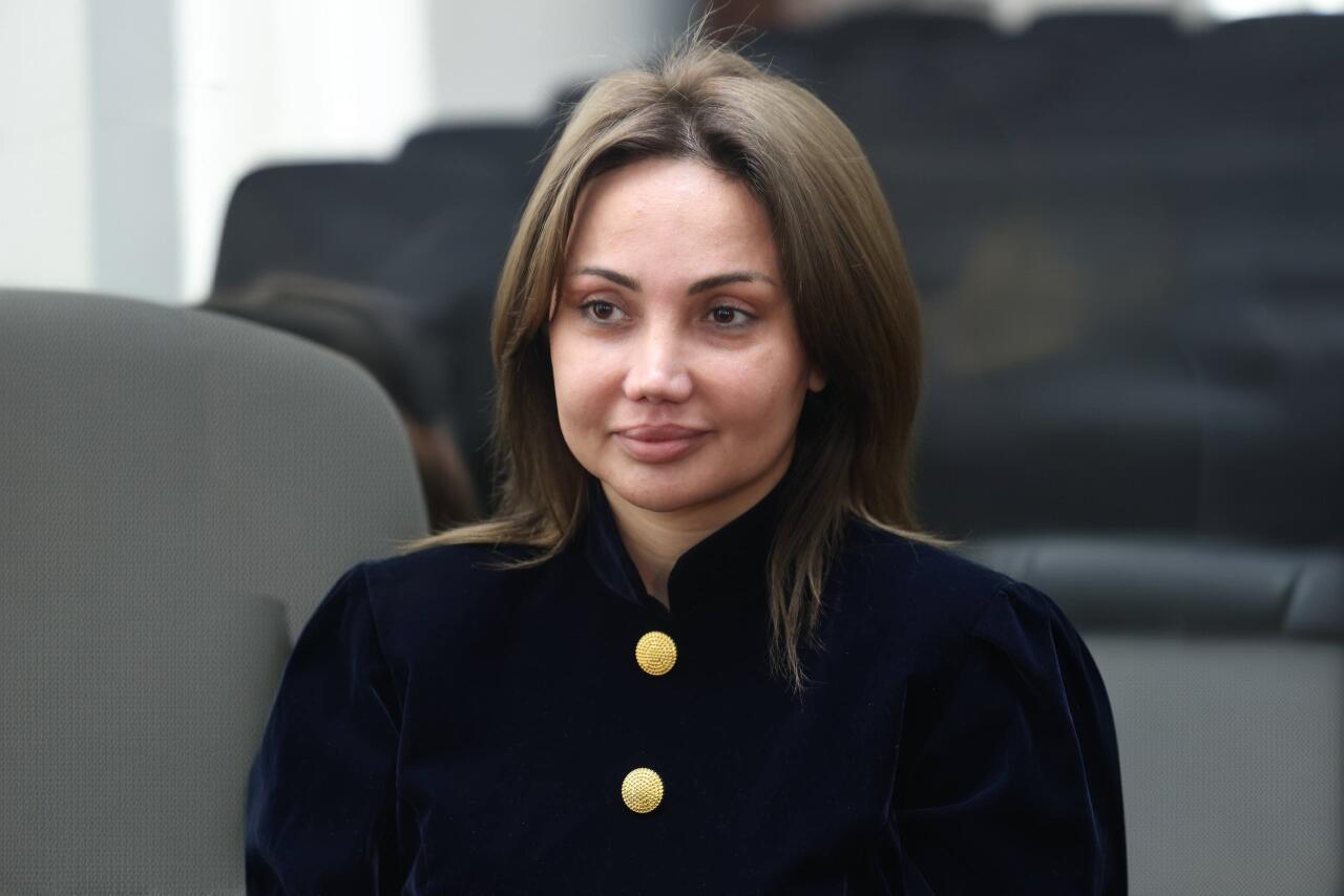 M&uuml;ğənni Dəniz Əsədova hakim QARŞISINDA