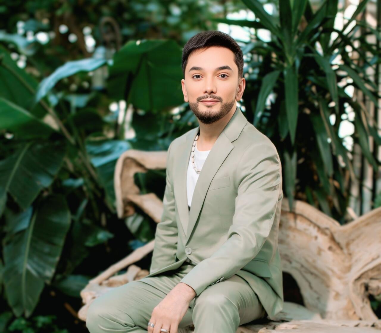 Faiq Ağayev 8 mart g&uuml;n&uuml; izləyicilərini sevindirdi  VİDEO  FOTO