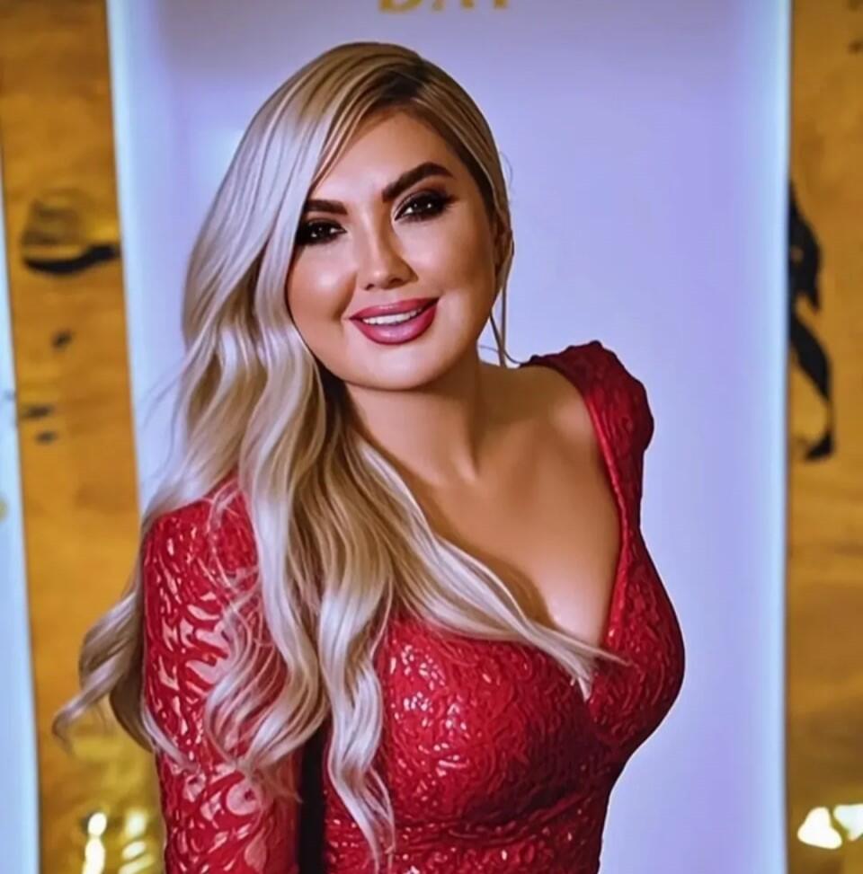 "Məclislərə "bədənayaq" g&ouml;stərməyə getmirəm"