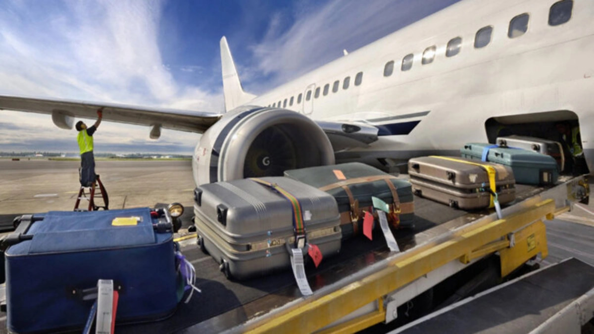 Nax&ccedil;ıvan hava limanında sərnişinlərin qızıllarını oğurlayanlar aeroportun iş&ccedil;iləri olublar  TƏFƏRR&Uuml;AT