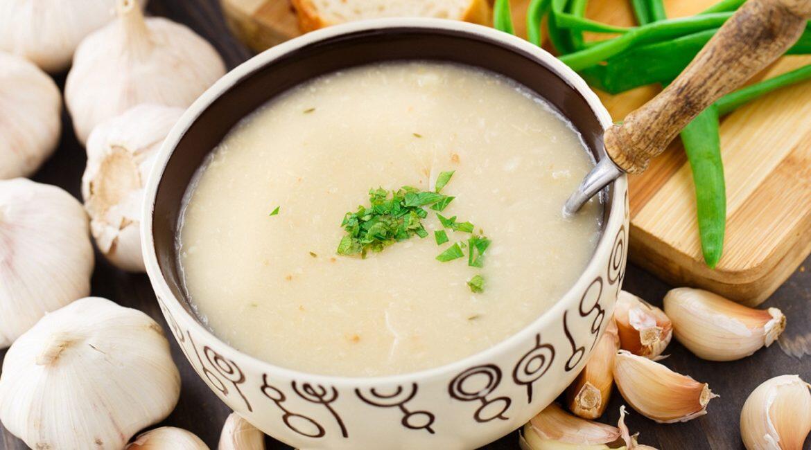 Hər g&uuml;n bişmiş sarımsaq yeməyin