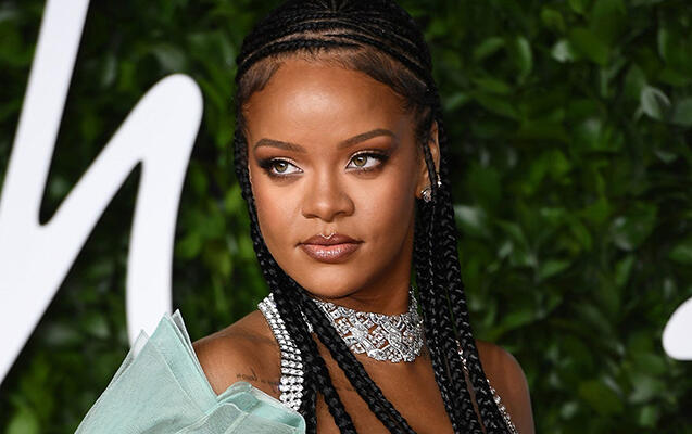 Rihannanı belə g&ouml;rməmisiniz 