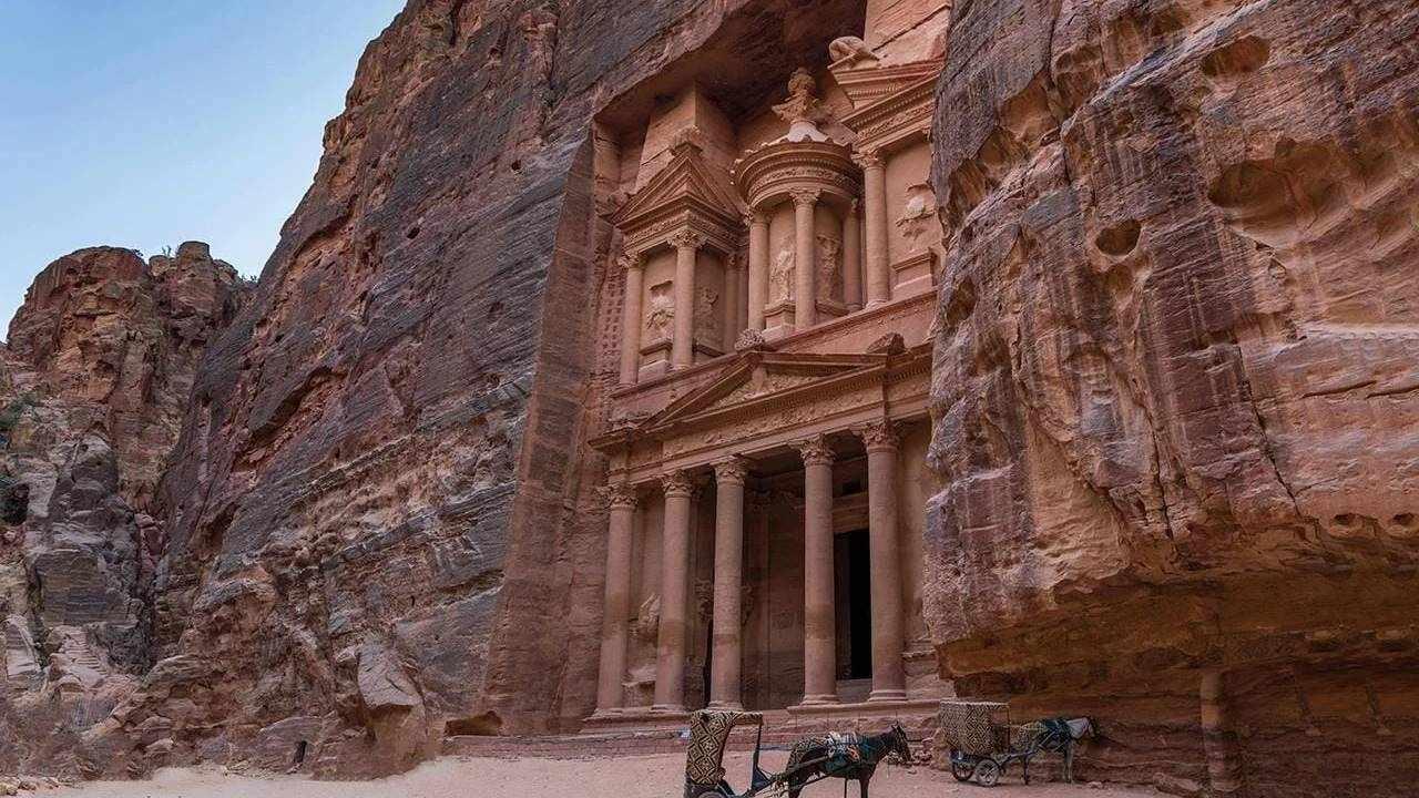 Səhranın ortasında m&uuml;həndislik m&ouml;c&uuml;zəsi: Petranın gizli su kəməri aşkar edildi