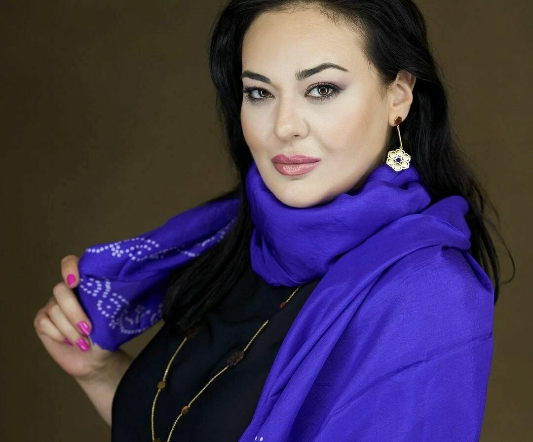 Azərbaycanın ilk rəsmi "Gözəllik kraliçası" 29 İL SONRA: Monika Belluççi sandılar 