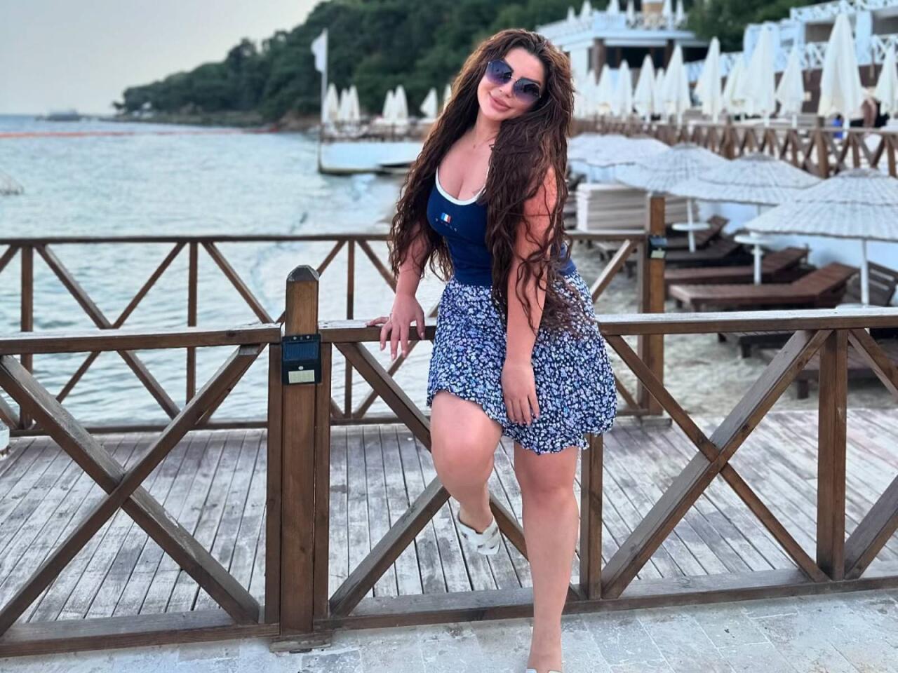 42 yaşını keçirən Nüşabə elə rəqs etdi ki... 