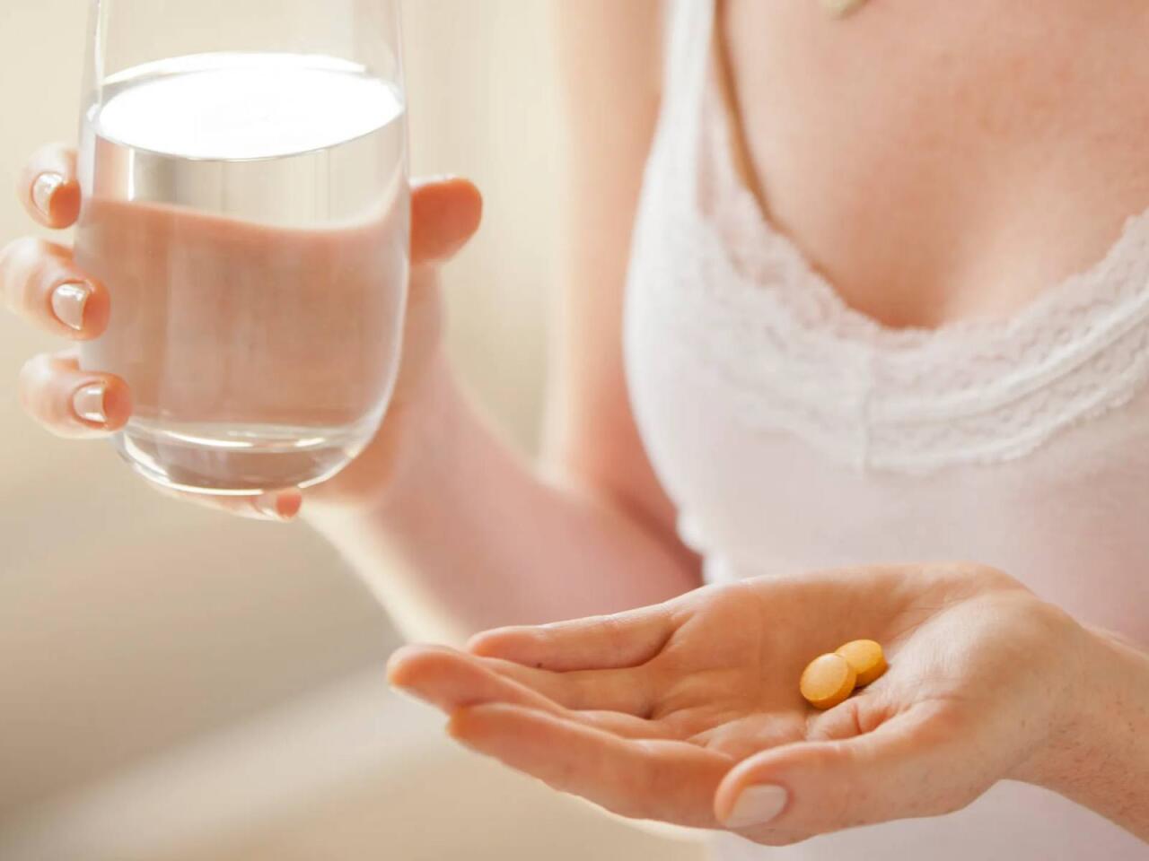 &Ouml;zbaşına vitamin qəbulu qaraciyəti məhv edir  A&ccedil;ıqlama