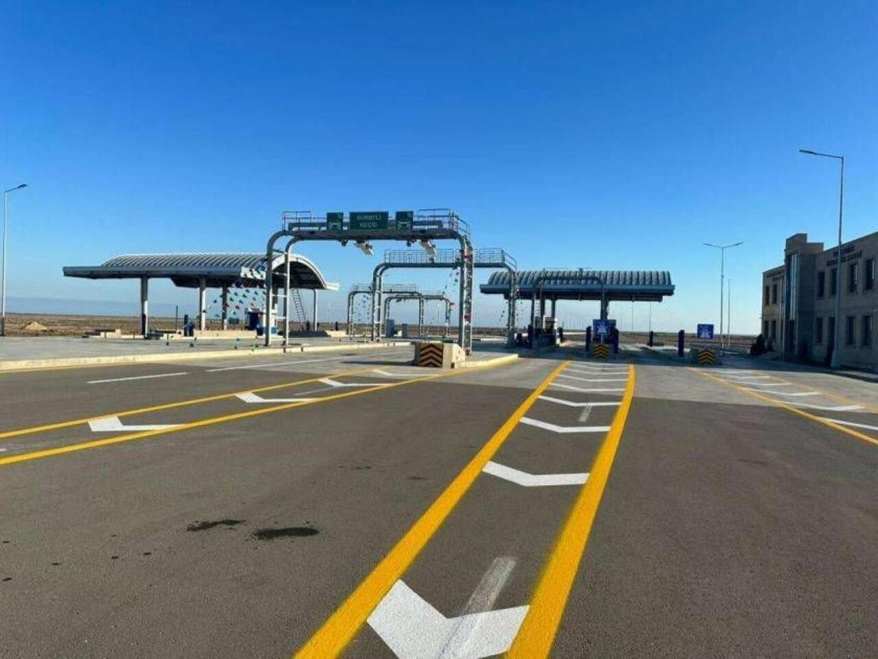 Bu avtomobillər &uuml;&ccedil;&uuml;n Bakıya giriş pullu olacaq  RƏSMİ