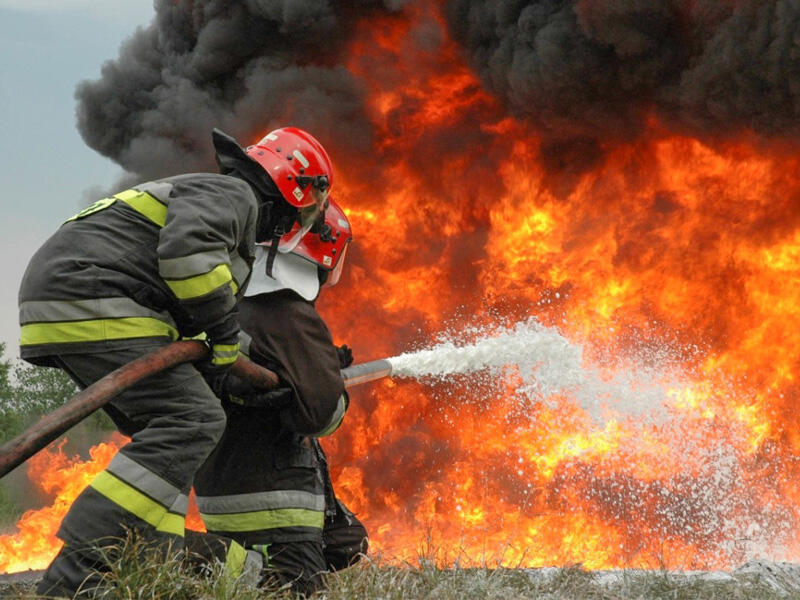 Bakıda güclü yanğın başladı 