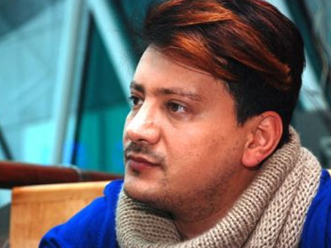 "Mətanət məni S&Ouml;YD&Uuml;, mən də onu"