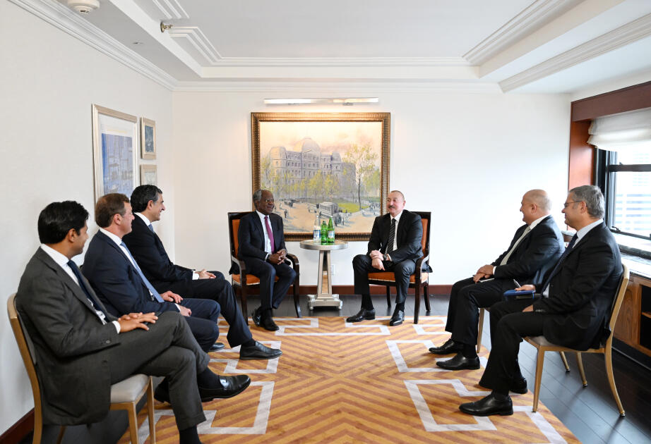 İlham Əliyev NyuYorkda Bayo Oqunlesi ilə g&ouml;r&uuml;ş&uuml;b 