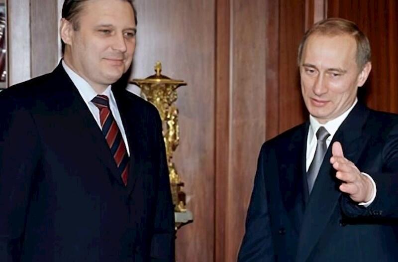 Rusiya ke&ccedil;miş baş naziri terror&ccedil;u siyahısına salındı