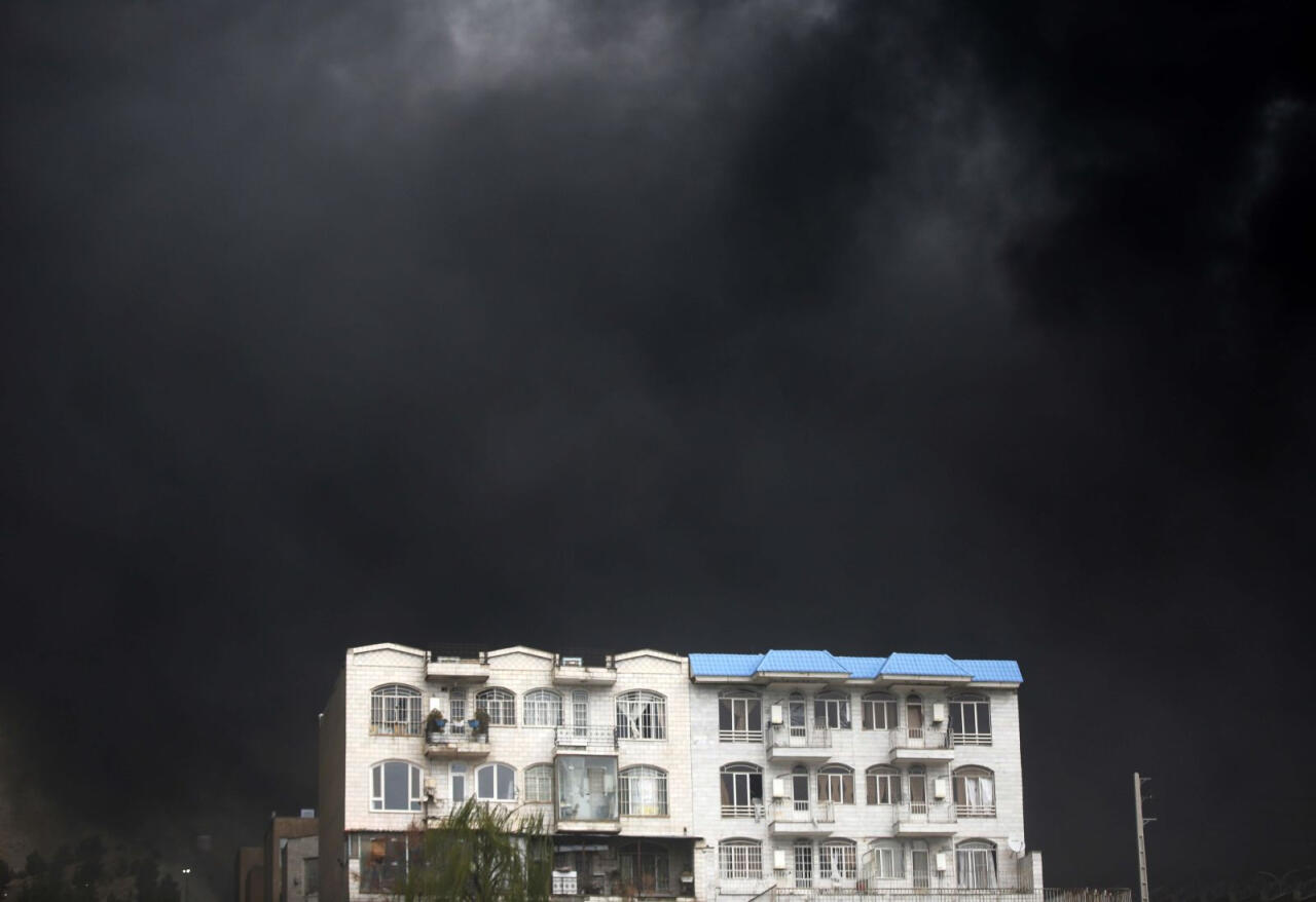 Tehrana &ldquo;qara yağış&rdquo; yağır: Qonşu &ouml;lkələrə də KE&Ccedil;ƏCƏK 