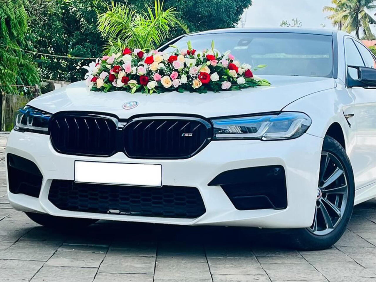 Azərbaycanda bəyin dostları toy g&uuml;n&uuml; həbs edildi  SƏBƏB  FOTO