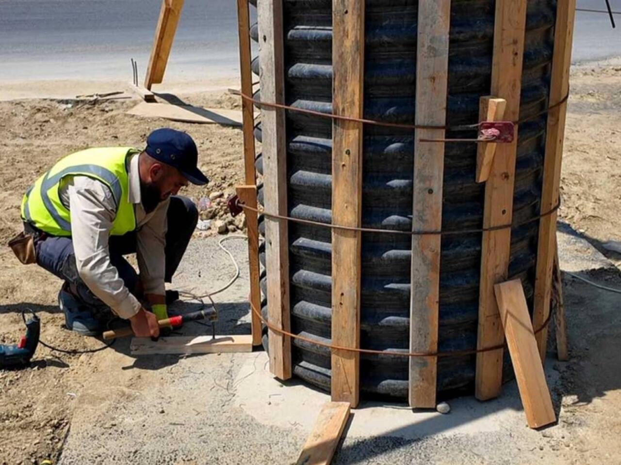 Bu ərazidə yerüstü piyada keçidi tikilir  FOTO