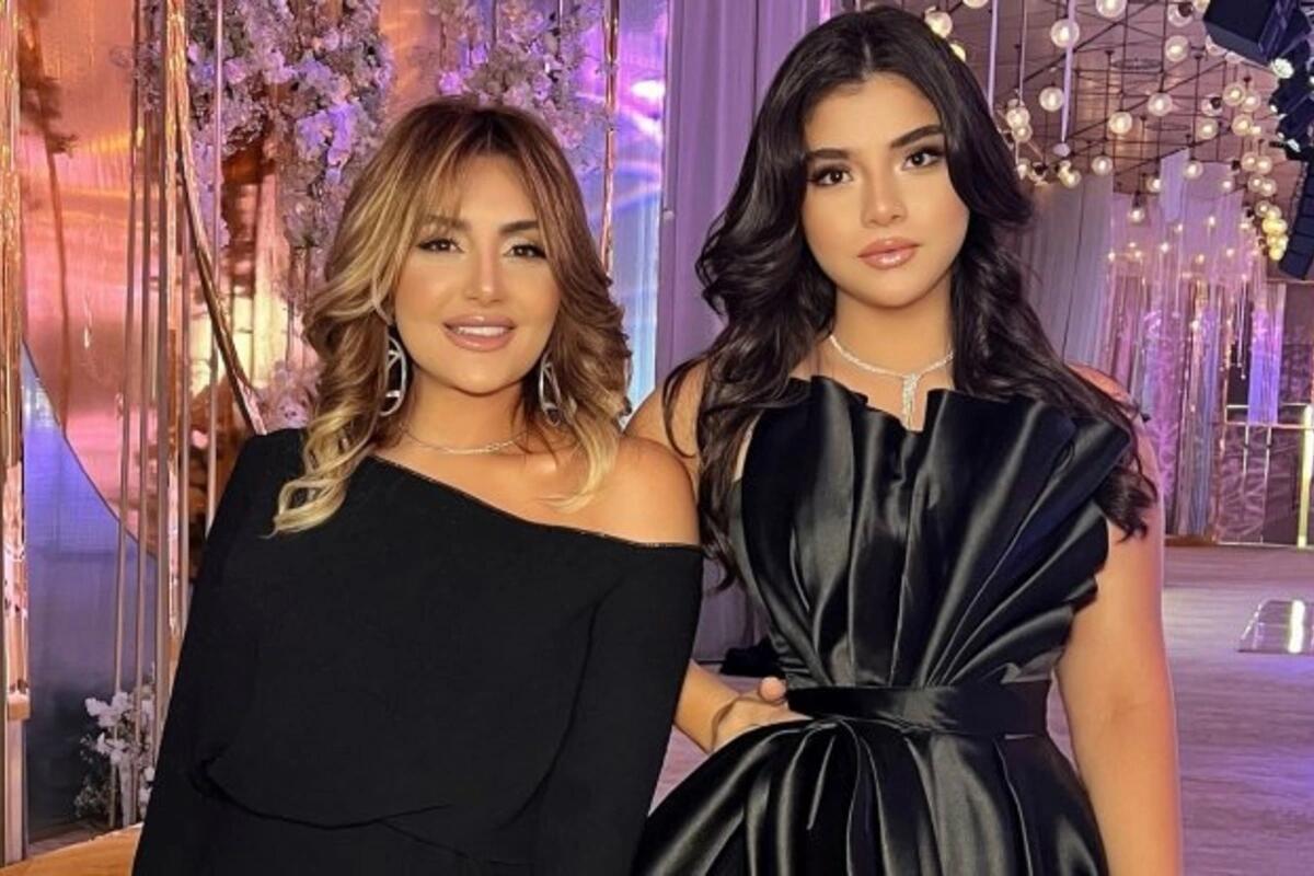 Qızından danışan Z&uuml;lfiyyə Xanbabayeva: "İstədim dost olum, alınmadı"