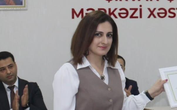 “Uşaqların yanında 11 bıçaq vurub, başını divara çırpıb”  Lamiyənin dayısı danışdı