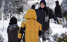 İstanbulda məktəblər qara g&ouml;rə bağlandı 