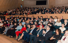 Dominqo &ldquo;K&uuml;&ccedil;ələrə su səpmişəm&rdquo; oxudu  FOTO