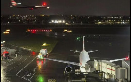 London hava limanında qarşıdurma 